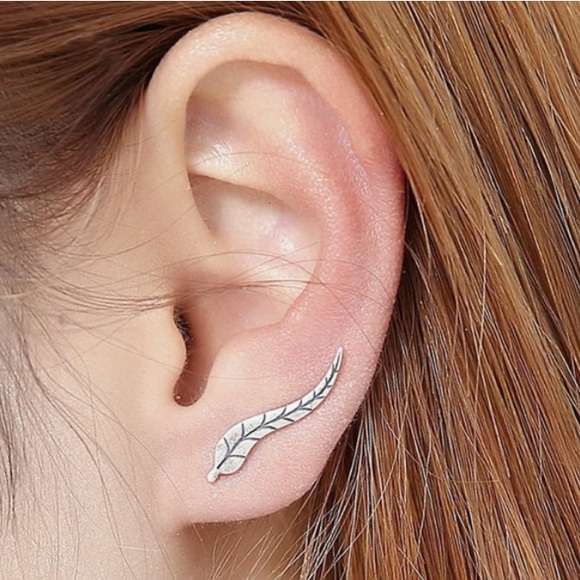 New Silver Leaf Earring - Picture 1 of 3